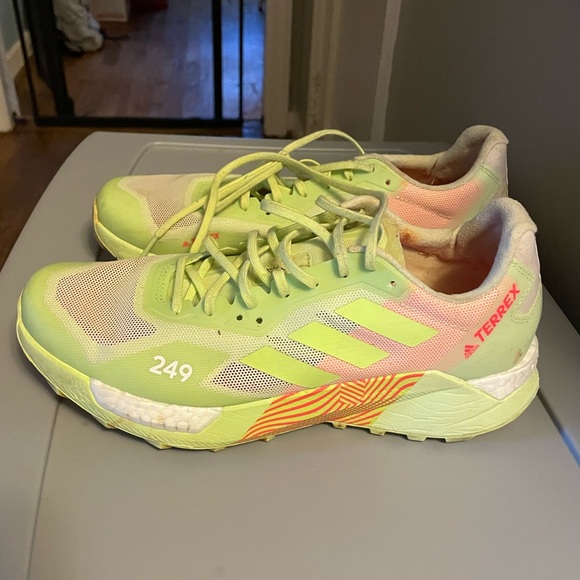 Adidas Trail Running Shoes- women’s size 9.5 - Picture 2 of 7